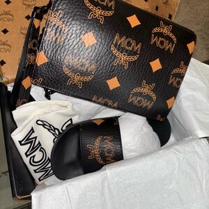MCM Black and Orange Logo Set